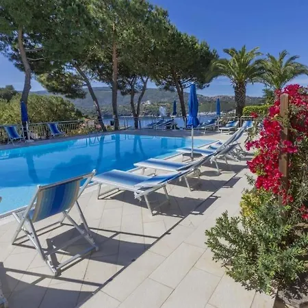 Il Porto 25 Mansarda Sul Mare - Goelba * Porto Azzurro