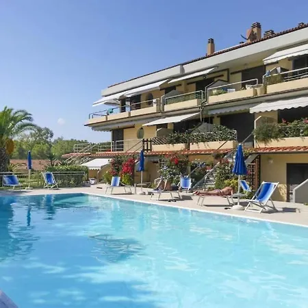 Il Porto 25 Mansarda Sul Mare - Goelba Порт-Аццурро